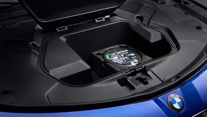 2027 BMW Yeni i3 ön kaput içi