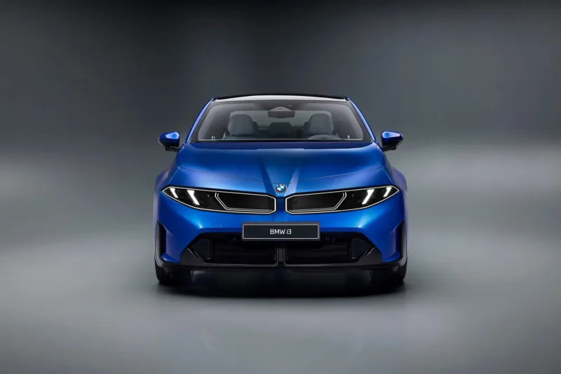 2027 BMW Yeni i3 ön panel